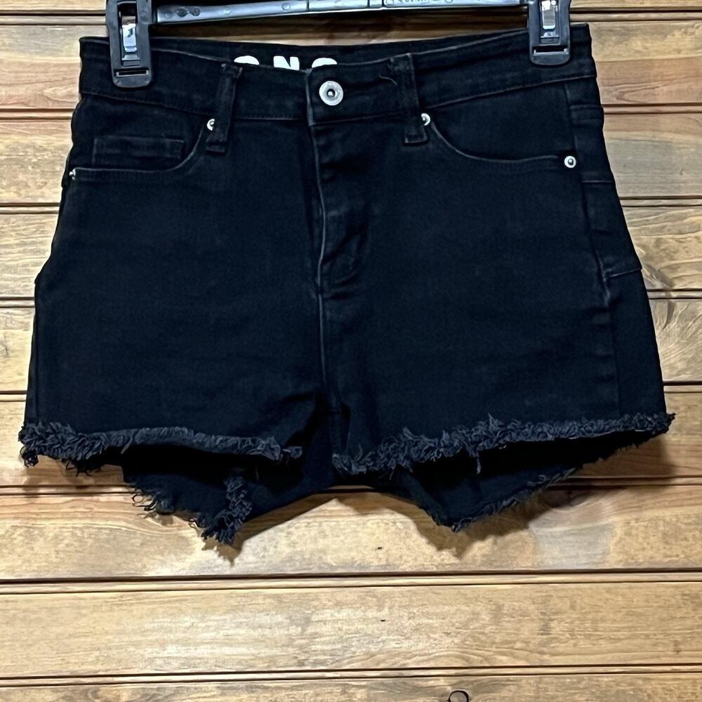 S.O.N.G. Curvy High Rise Junior Black Denim Cut Off Shorts Size 3/26